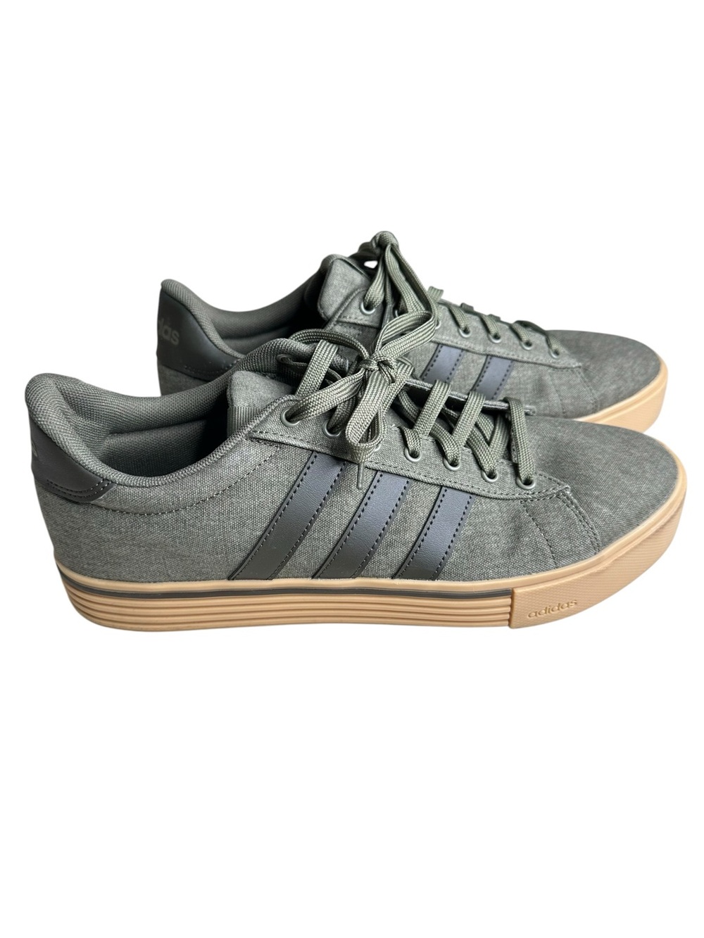 Adidas Men’s Daily 4.0 Canvas Sneakers. Size 11. Olive Green